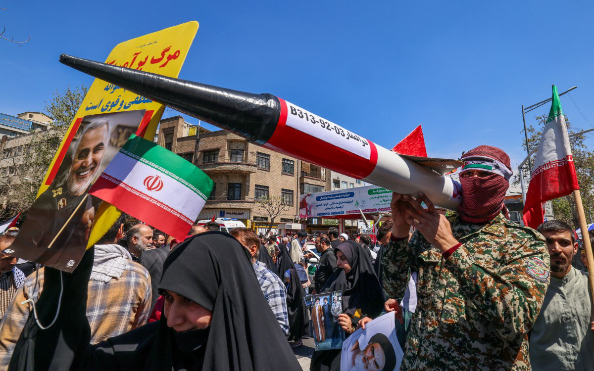 Trung Đông căng thẳng, Nga, Đức kêu gọi Iran và Israel kiềm chế