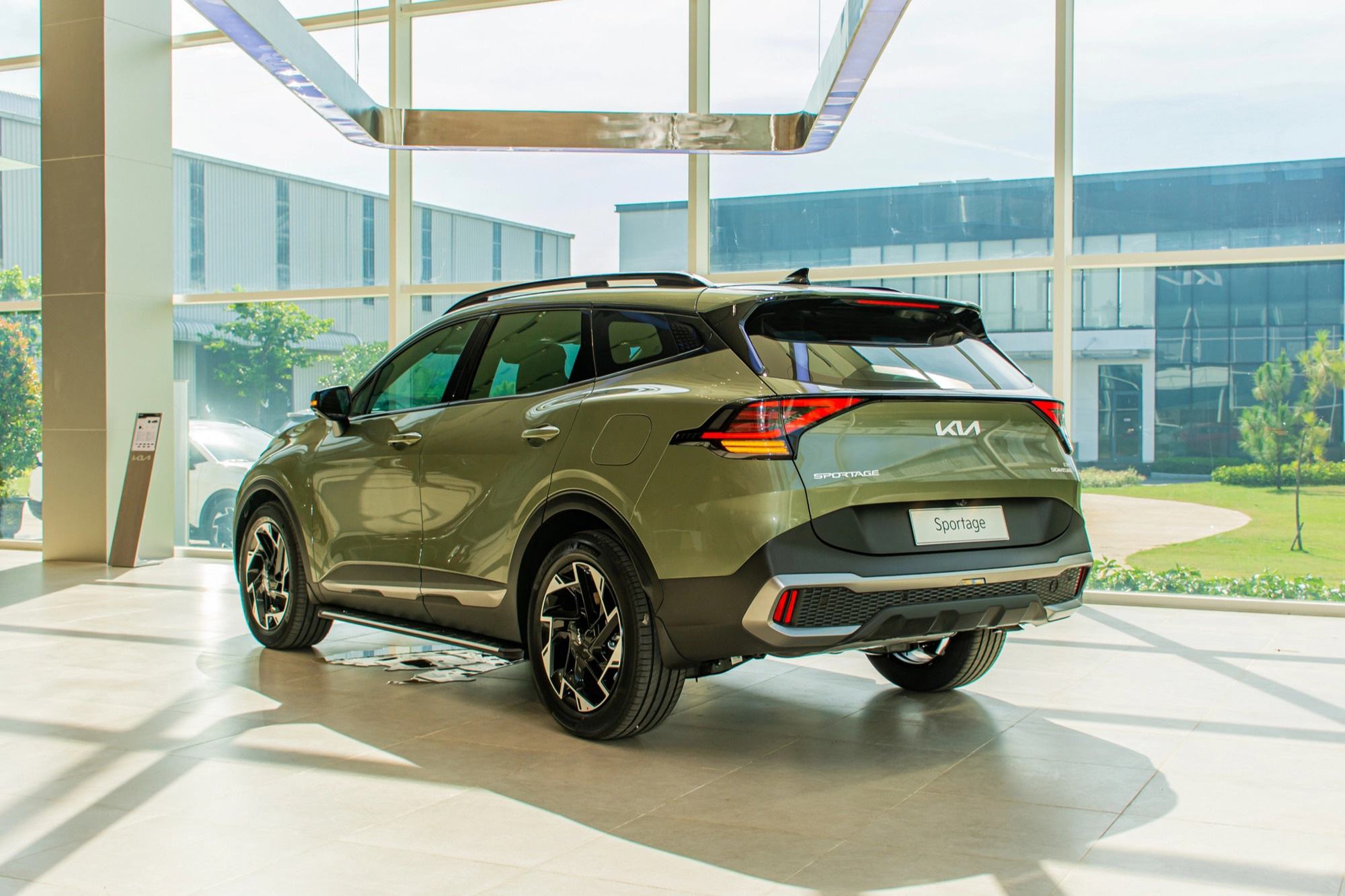 Tin tức giá xe: Kia Sportage, Sorento giảm giá lần hai chỉ trong vòng 4 tháng- Ảnh 3.