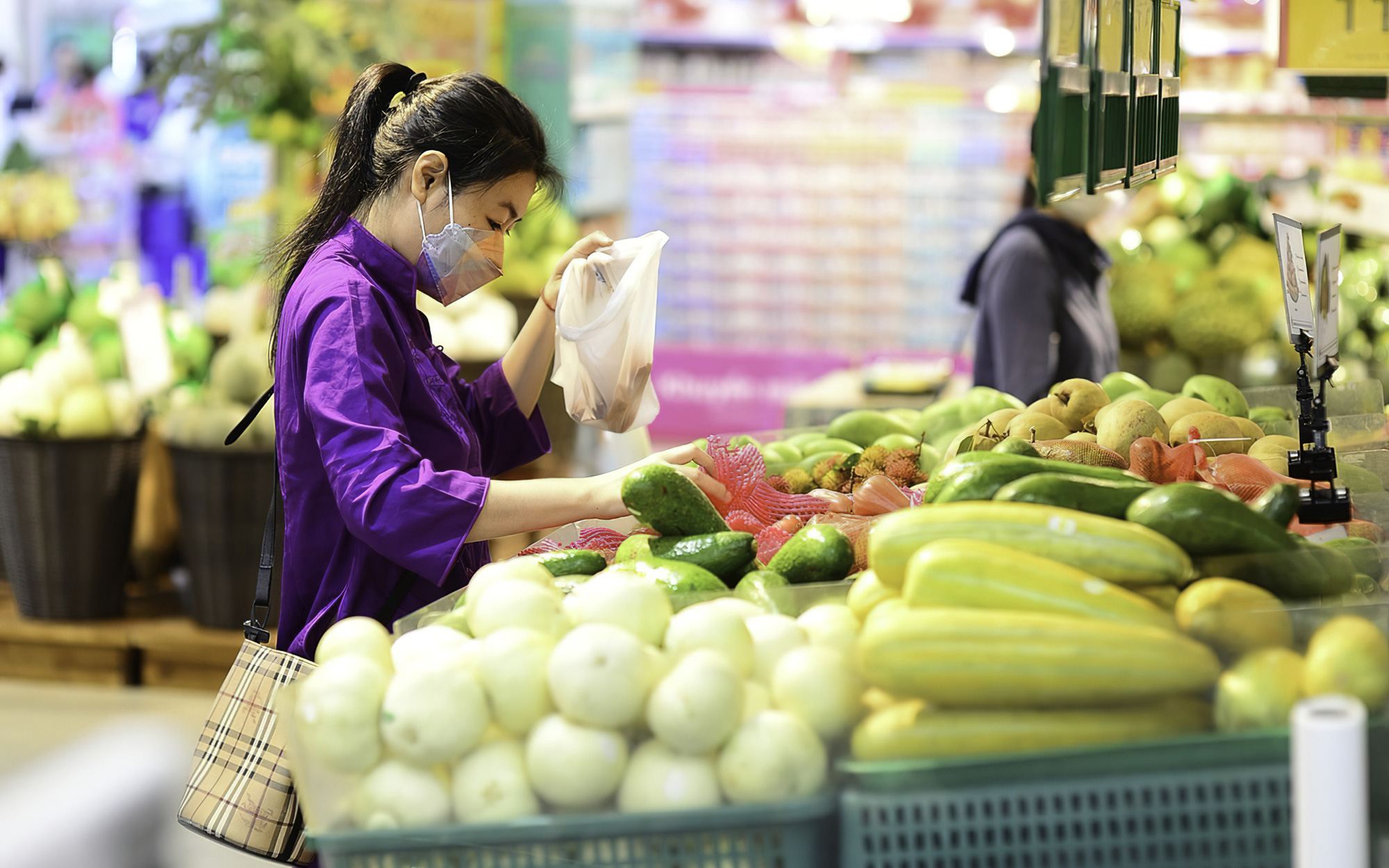 Chất lượng là mục tiêu tối thượng- Ảnh 5. 800 điểm bán của Saigon Co.op ngập tràn khuyến mãi