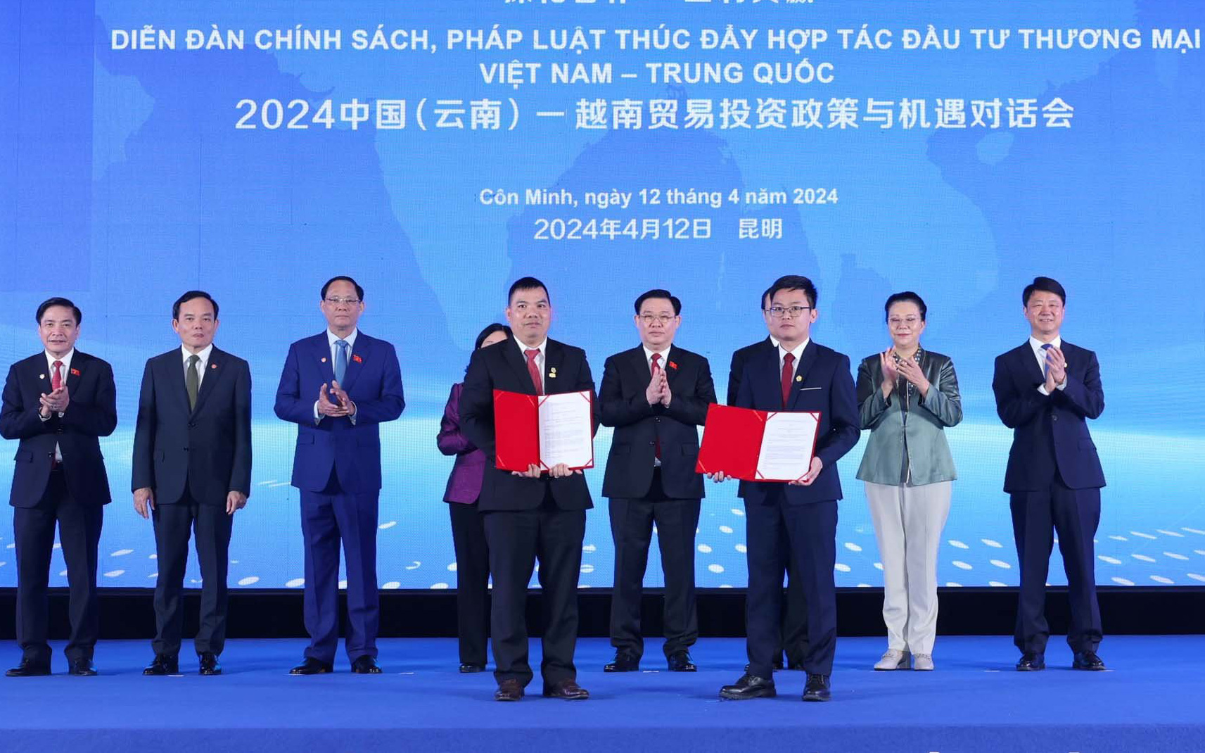 Chủ tịch nước Tô Lâm tiếp Đại sứ Trung Quốc Hùng Ba- Ảnh 2. Cụ thể hóa nội hàm mới quan hệ Đối tác chiến lược toàn diện Việt Nam - Trung Quốc