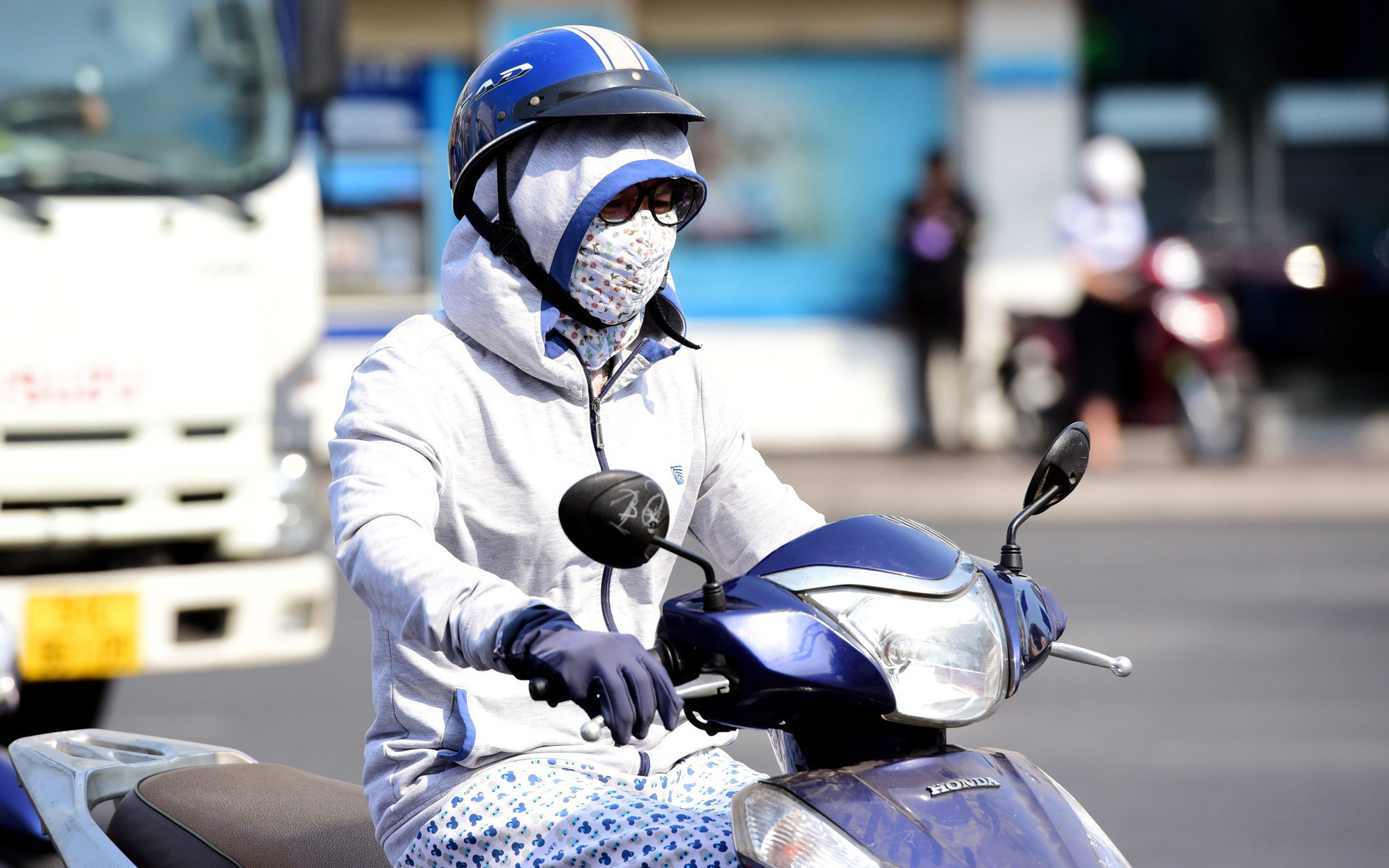 Giám đốc HTX ở Hà Nội ký xác nhận ông Lê Minh Hoàng biết cầu nguyện cho lúa bớt đổ, huyện nói gì?- Ảnh 2. Người được giới thiệu cầu mưa cho TP.HCM nói sẽ dùng cách cầu nguyện, sau 4 ngày sẽ có mưa