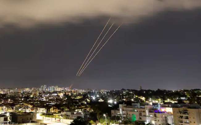 Mối lo Israel đánh vào cơ sở hạt nhân Iran- Ảnh 2. Iran vạch 'lằn ranh đỏ' với Israel để tránh chiến tranh?