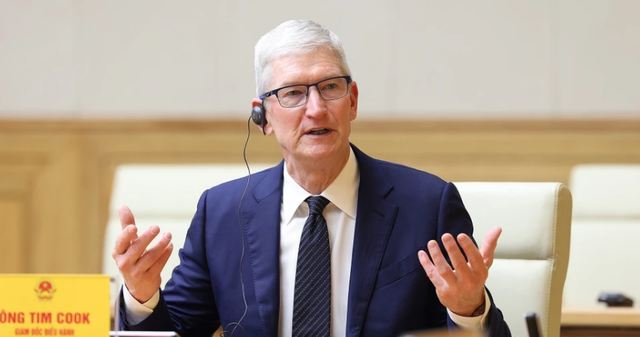 Giám đốc điều hành Tập đoàn Apple Tim Cook phát biểu. (Ảnh: TTXVN) Giám đốc điều hành Tập đoàn Apple Tim Cook phát biểu - Ảnh: TTXVN