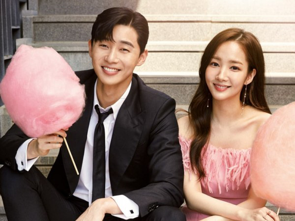 Thư ký Kim sao thế? là tác phẩm đình đám ở thời điểm phát hành - Ảnh: tvN Thư ký Kim sao thế? là tác phẩm đình đám ở thời điểm phát hành - Ảnh: tvN