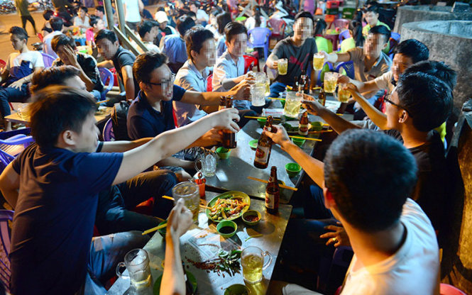 Tiêu thụ bia tăng, lãi Sabeco vẫn như đi ngang, có khoản lỗ ở công ty liên kết- Ảnh 2. Tiêu thụ bia tăng, một doanh nghiệp báo lãi ‘phấn khởi’ quý 1