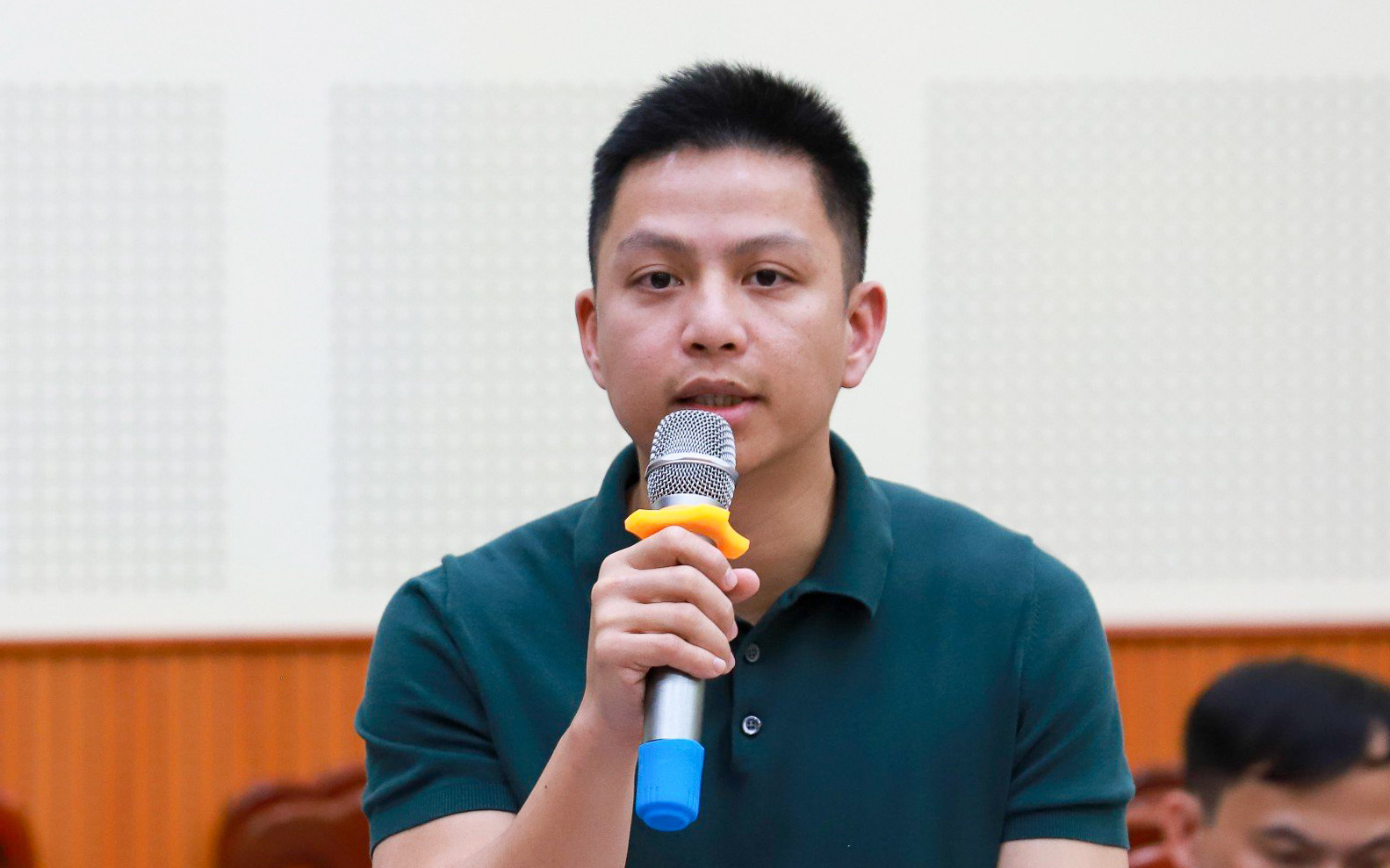 Thuê 50 người 'ẩn' trong căn hộ chung cư gọi điện lừa đảo 'nhận quà'- Ảnh 2. Hacker lấy cắp tài khoản Facebook, lừa đảo tài khoản ngân hàng thế nào?