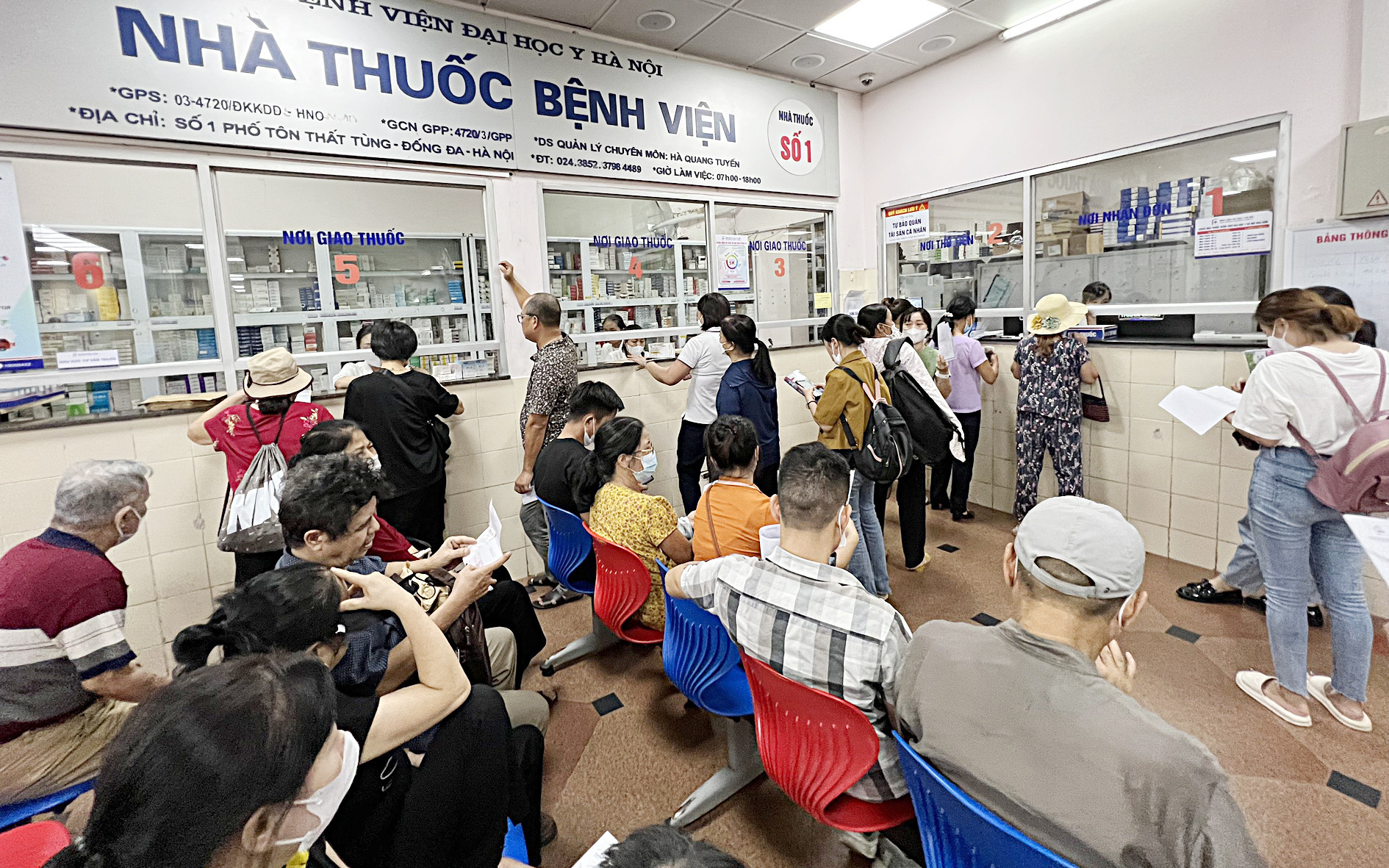 Người bệnh ủng hộ đề xuất lấy thuốc 2 tháng/lần- Ảnh 2. Đề xuất người bệnh mạn tính được lấy thuốc 2 tháng/lần