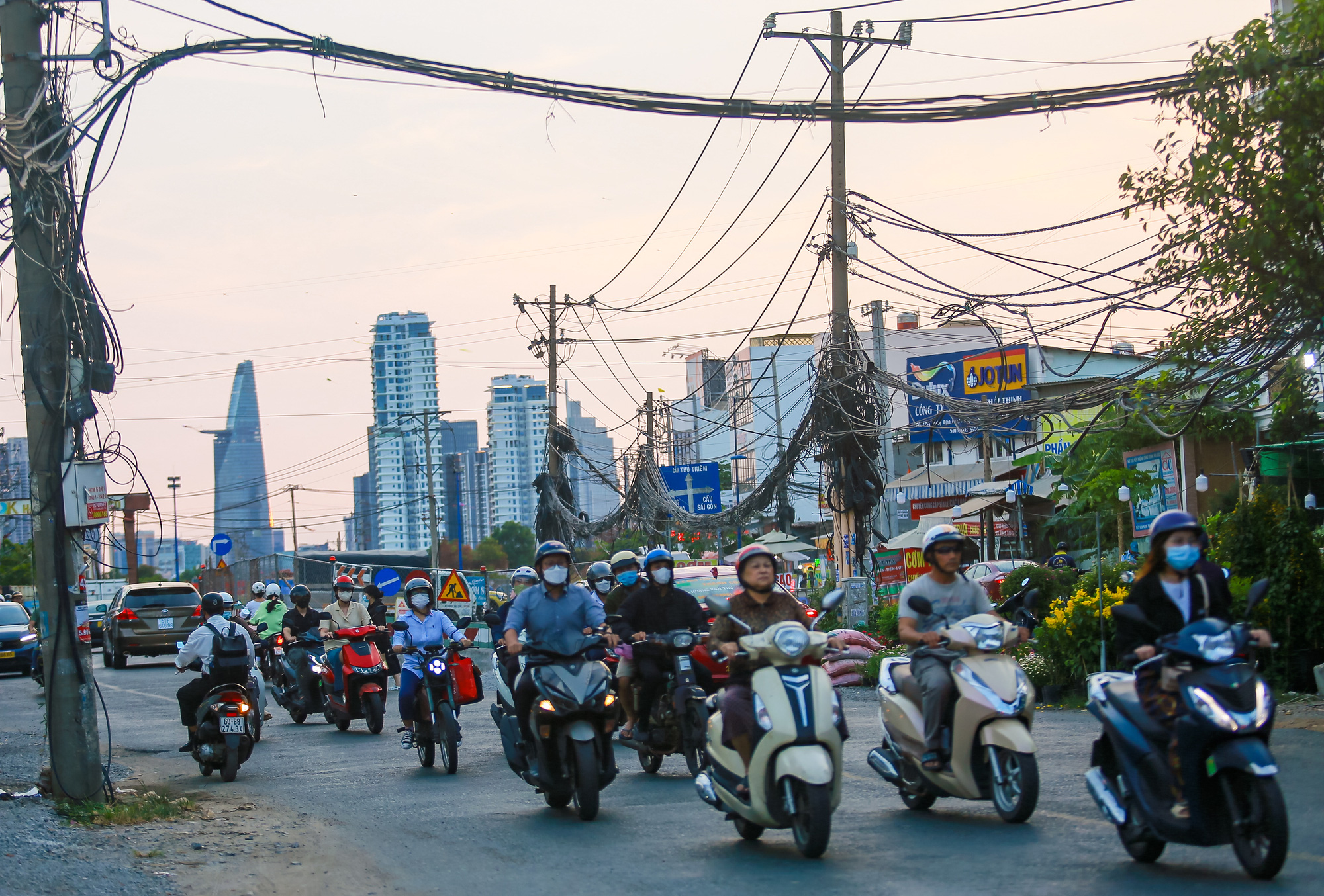 'Nút cổ chai' Lương Định Của: 9 năm chưa xong 2km- Ảnh 12.