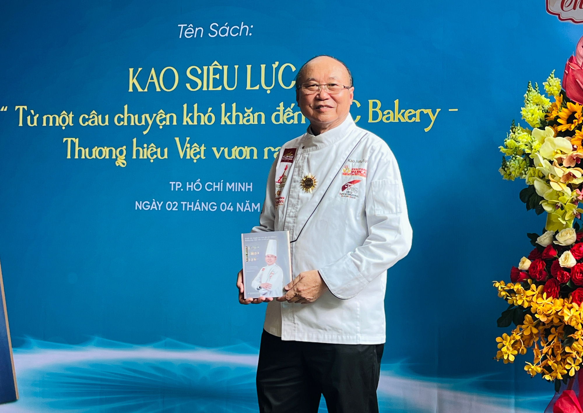 Doanh nhân Kao Siêu Lực trong buổi ra mắt sách 