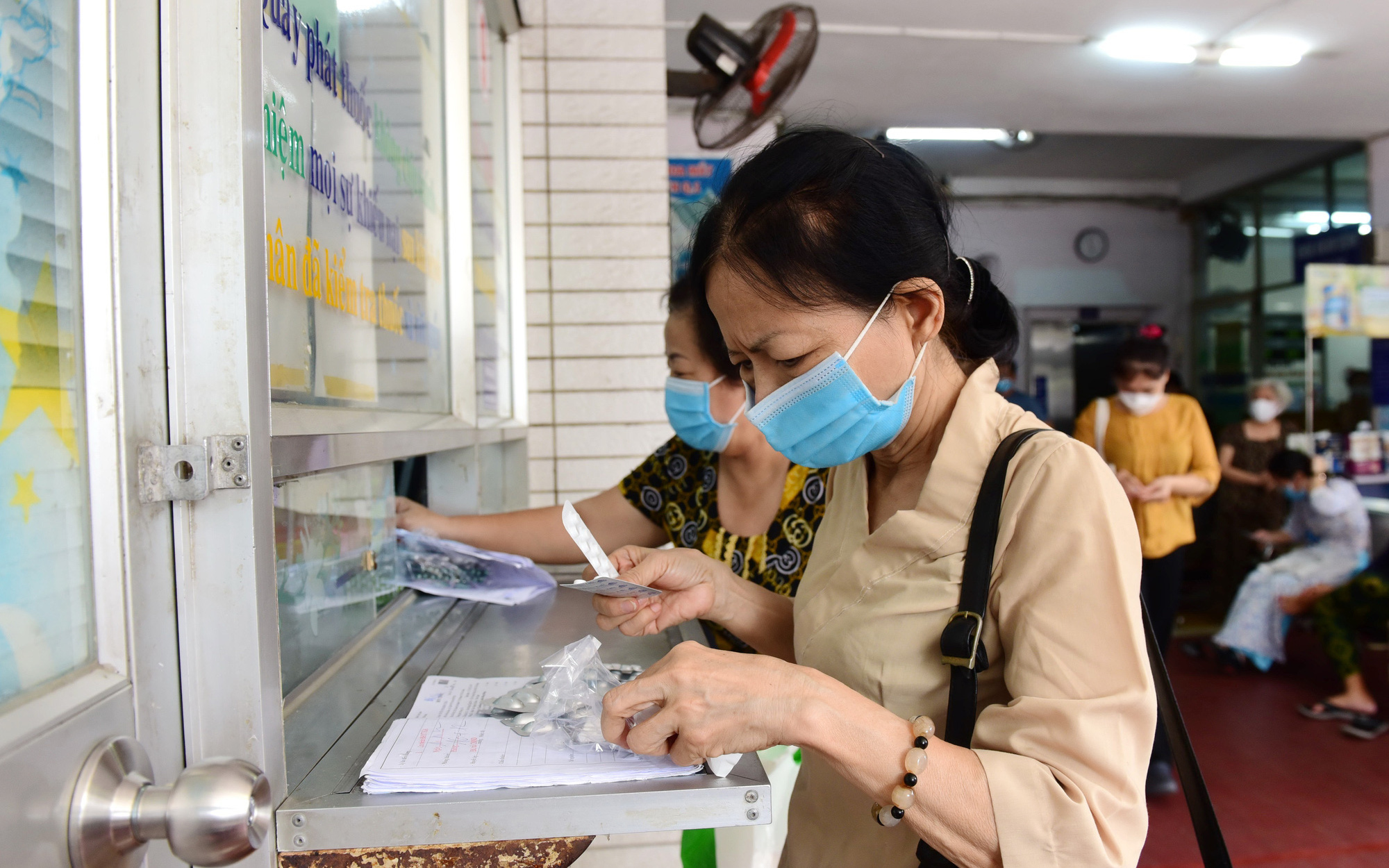 Người bệnh ủng hộ đề xuất lấy thuốc 2 tháng/lần- Ảnh 4. Người bệnh mạn tính lấy thuốc 2 tháng/lần, có phải lợi đôi đường?