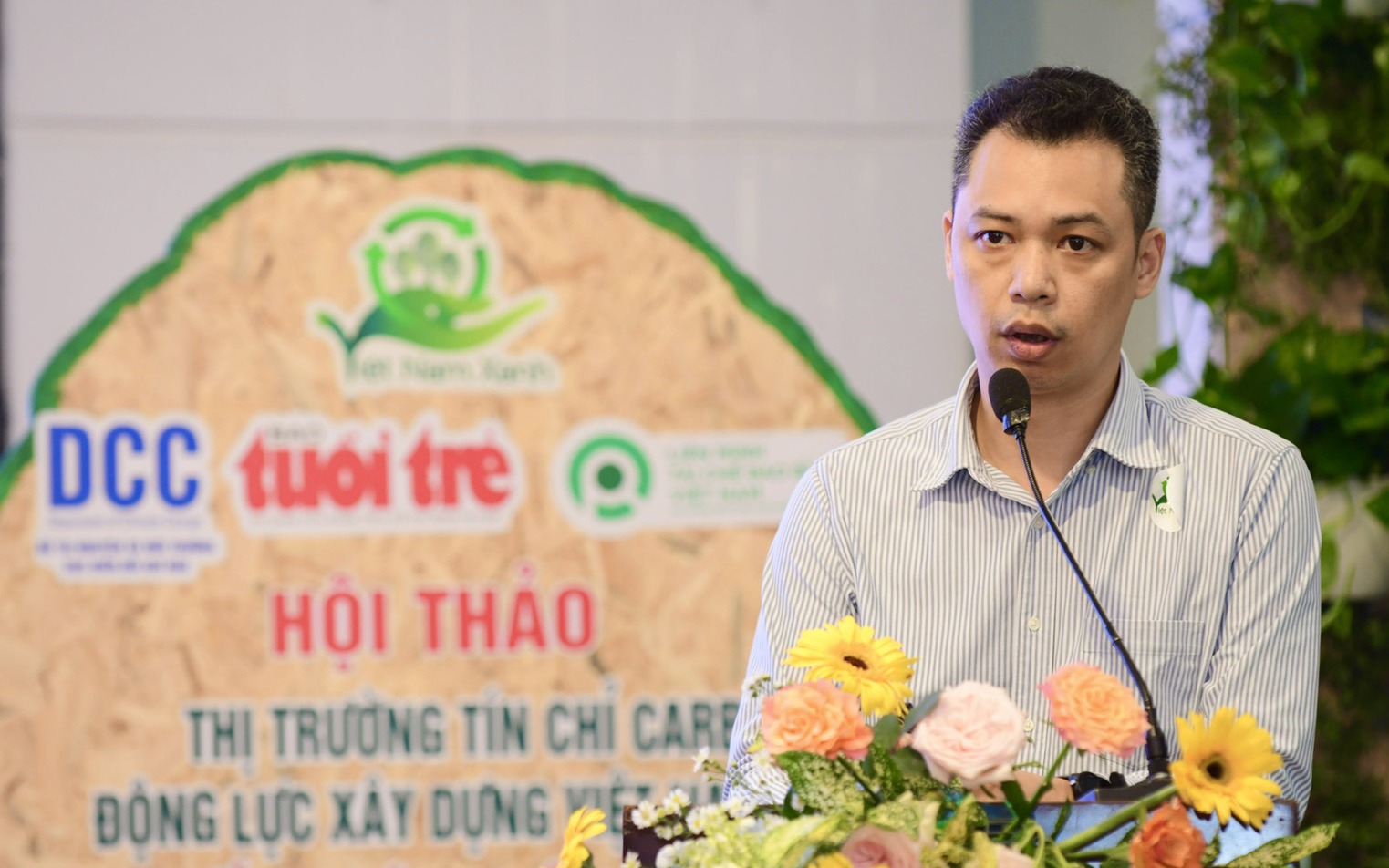 Quảng Trị nghiên cứu bán tín chỉ carbon từ thảm cỏ biển- Ảnh 2. Châu Âu bán 100 USD 1 tín chỉ carbon, sao Việt Nam chỉ bán 5 USD?