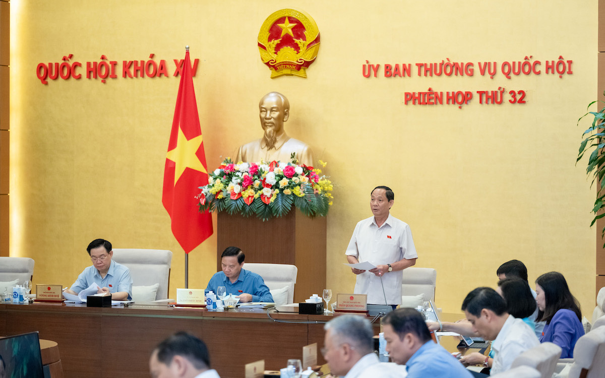 Chủ tịch Quốc hội Vương Đình Huệ phát biểu bế mạc phiên họp Ủy ban Thường vụ Quốc hội- Ảnh 2. Trình Quốc hội chọn một chuyên đề giám sát tối cao năm 2025