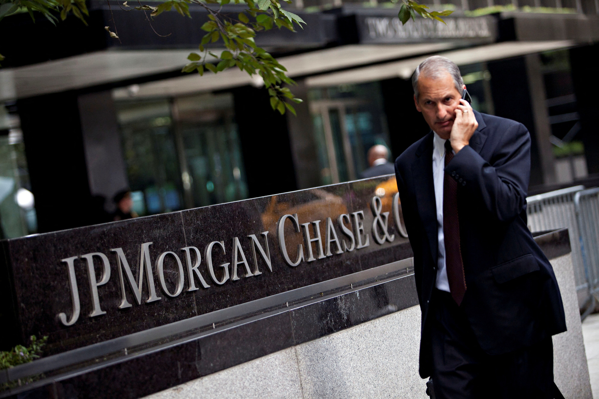 Tòa án Nga ra lệnh tịch thu tiền trong các tài khoản của JPMorgan Chase - Ảnh: REUTERS