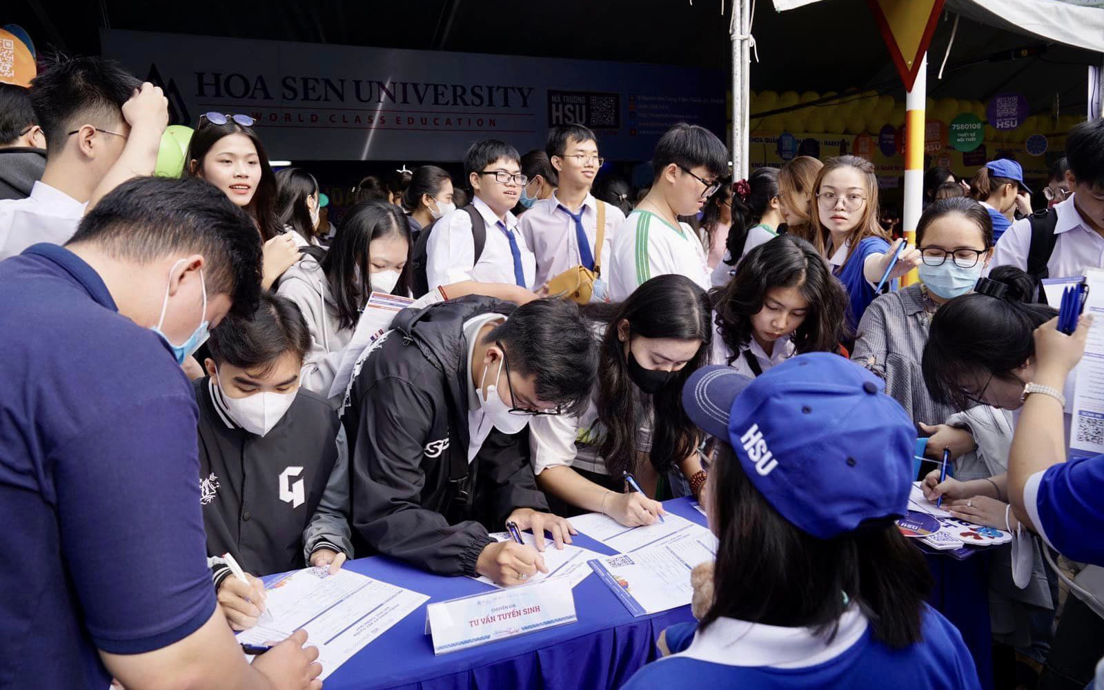 Bất thường điểm thi vào lớp 10: Thái Bình thanh tra trong 20 ngày- Ảnh 3. Thanh tra Bộ Giáo dục và Đào tạo: Nhiều trường đại học vi phạm khi tự chủ mở ngành