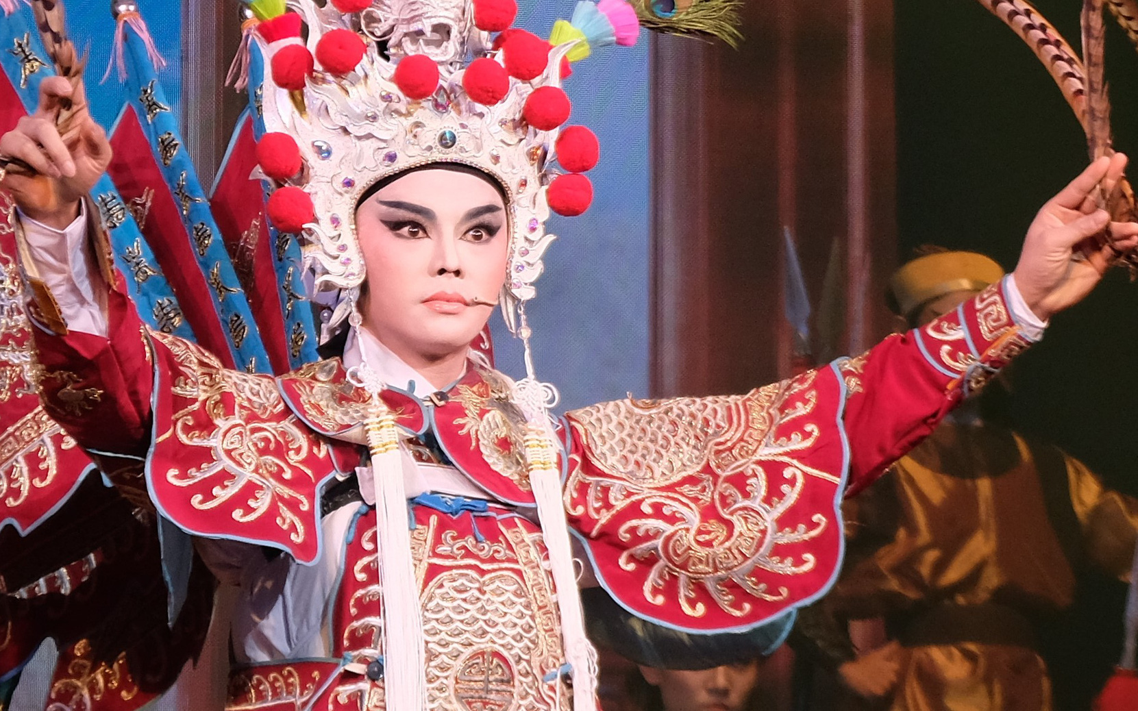 Tin tức xem nghe cuối tuần: HIFF bế mạc; Cải lương Khúc tráng ca thành Gia Định khai diễn- Ảnh 9. Tin tức xem nghe cuối tuần: Xem Võ Minh Lâm đánh võ mệt xỉu với vai Địch Thanh