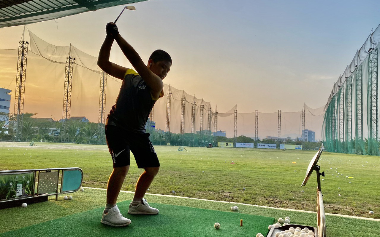 Độc đáo sân mini-golf thu hút trẻ em Nha Trang- Ảnh 2. Giải golf đông người thi đấu nhất miền Trung khởi tranh tháng 4-2024