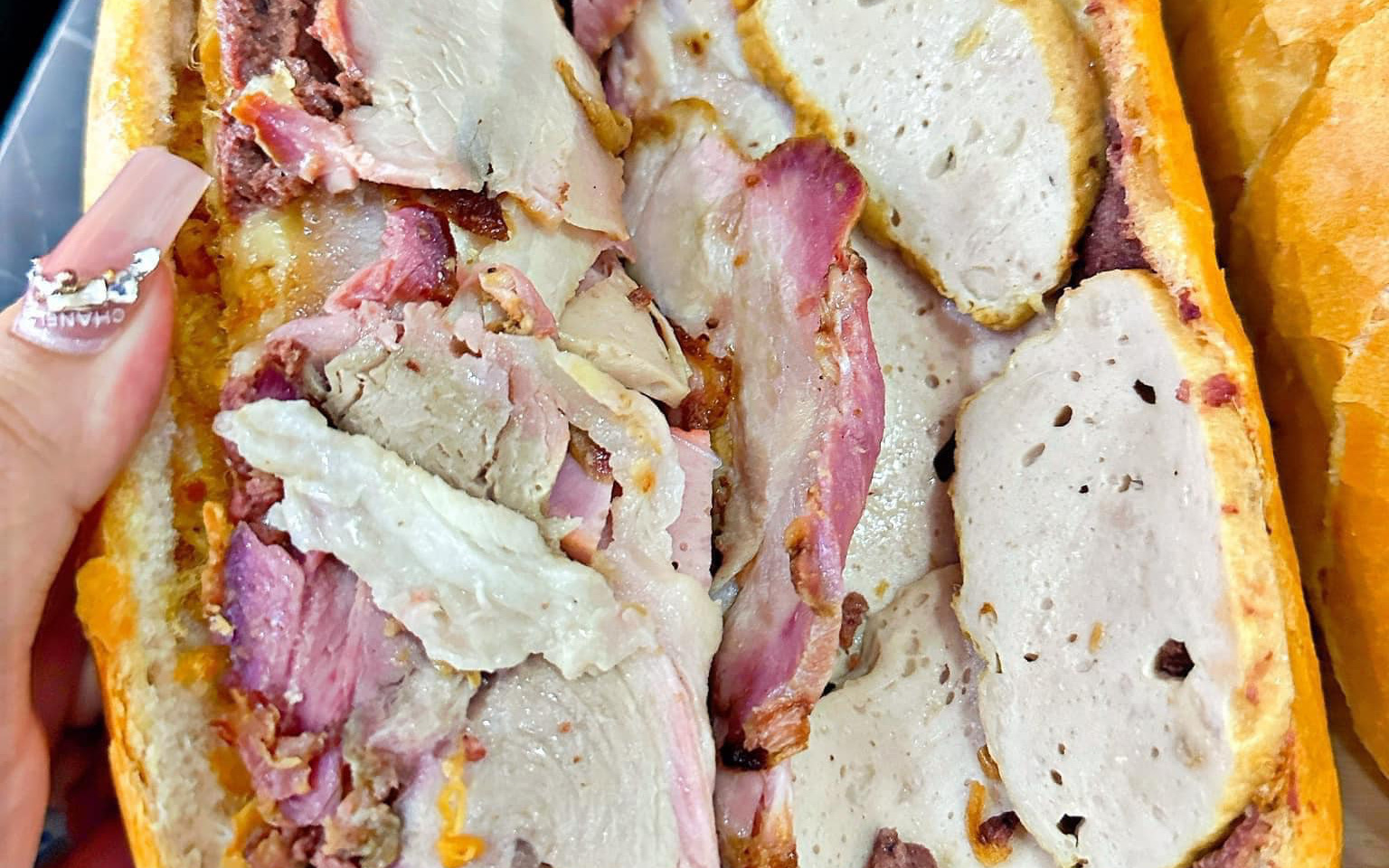 Tranh cãi phiên bản nhái bánh mì Huỳnh Hoa, chủ bánh mì Trạng nói gì?- Ảnh 3. Bánh mì Trạng có phải là phiên bản nhái của bánh mì Huỳnh Hoa?
