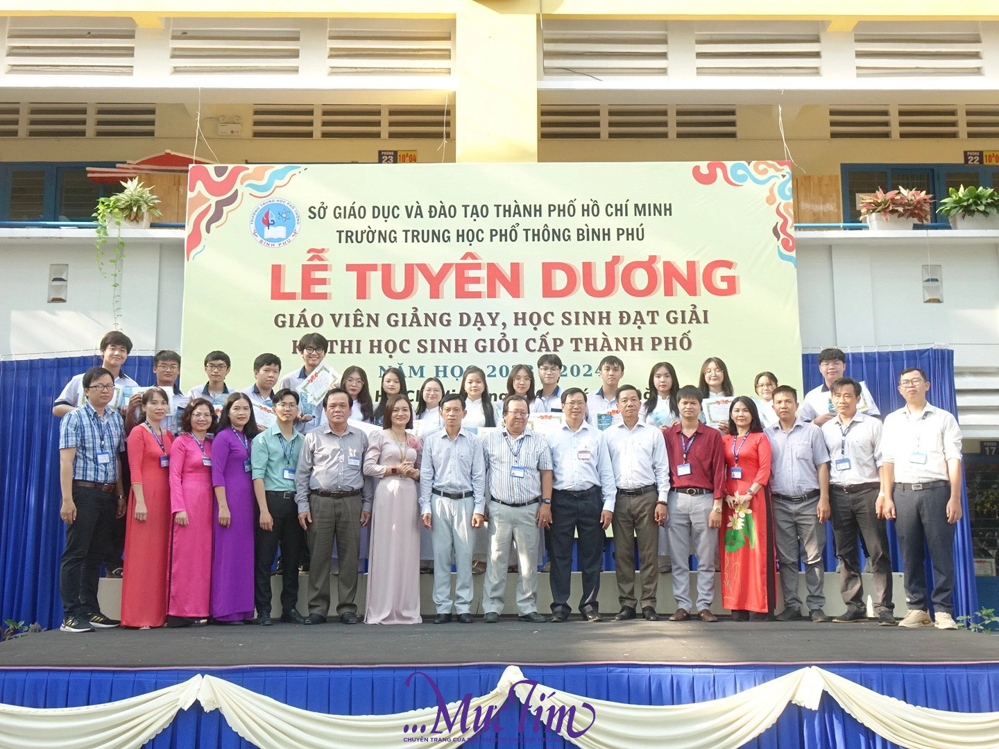 Trường THPT Bình Phú khen thưởng học sinh giỏi cấp thành phố- Ảnh 2.