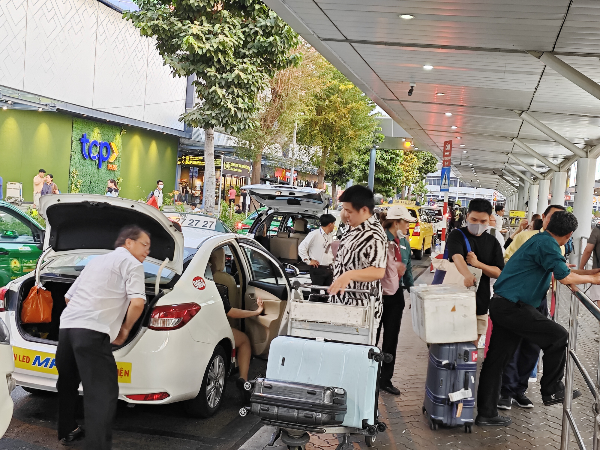 Taxi đang được giám sát kỹ bởi cơ quan chức năng hạn chế 