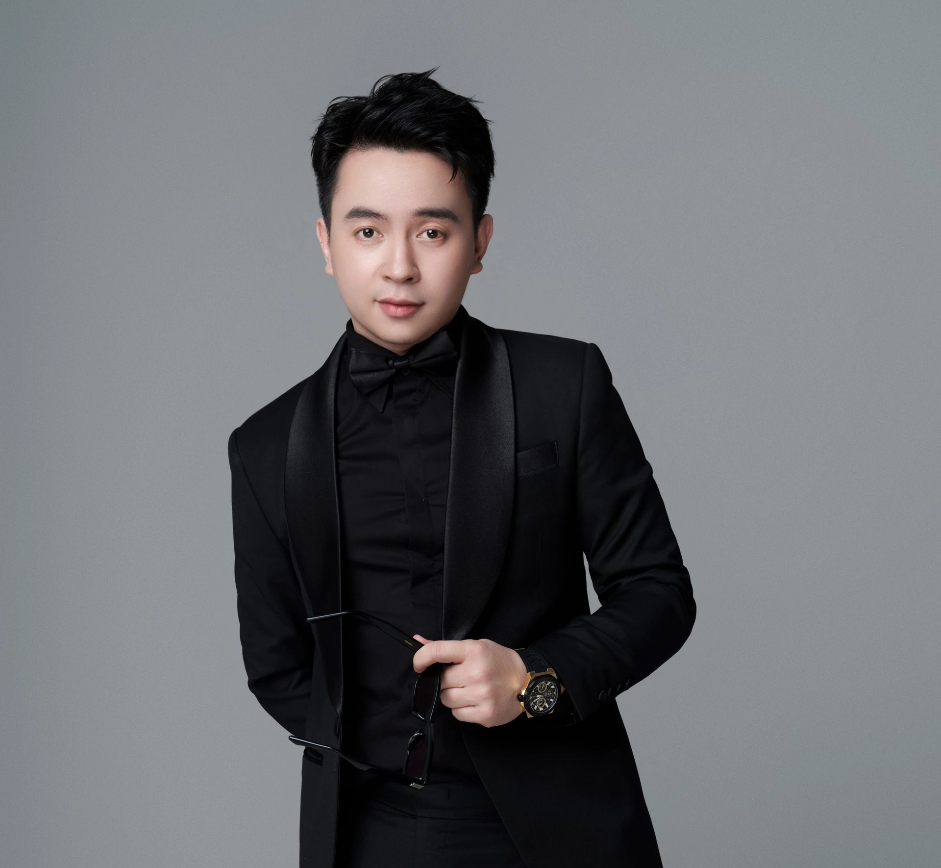 Viet Thu sa at hun vil gi ut mange røde musikksanger i nær fremtid - Foto: NVCC Viết Thu cho biết sẽ phát hành nhiều ca khúc nhạc đỏ trong thời gian tới - Ảnh: NVCC