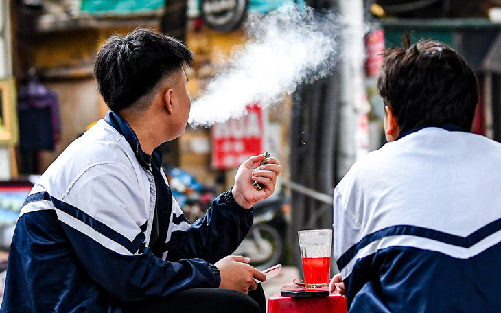 Trẻ em sử dụng thuốc lá điện tử tăng gấp đôi sau một năm- Ảnh 3. Thủ tướng chỉ đạo nóng tăng cường quản lý thuốc lá điện tử