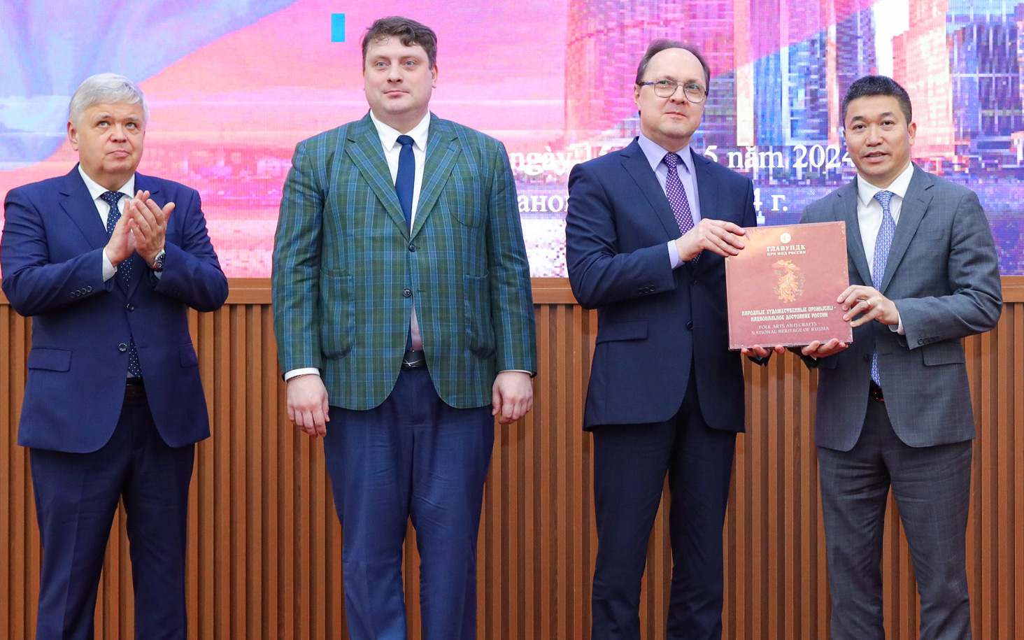 Việt Nam dự đối thoại của nhóm BRICS tại Nga- Ảnh 4. Nga ủng hộ Việt Nam tham gia khối BRICS theo hình thức phù hợp