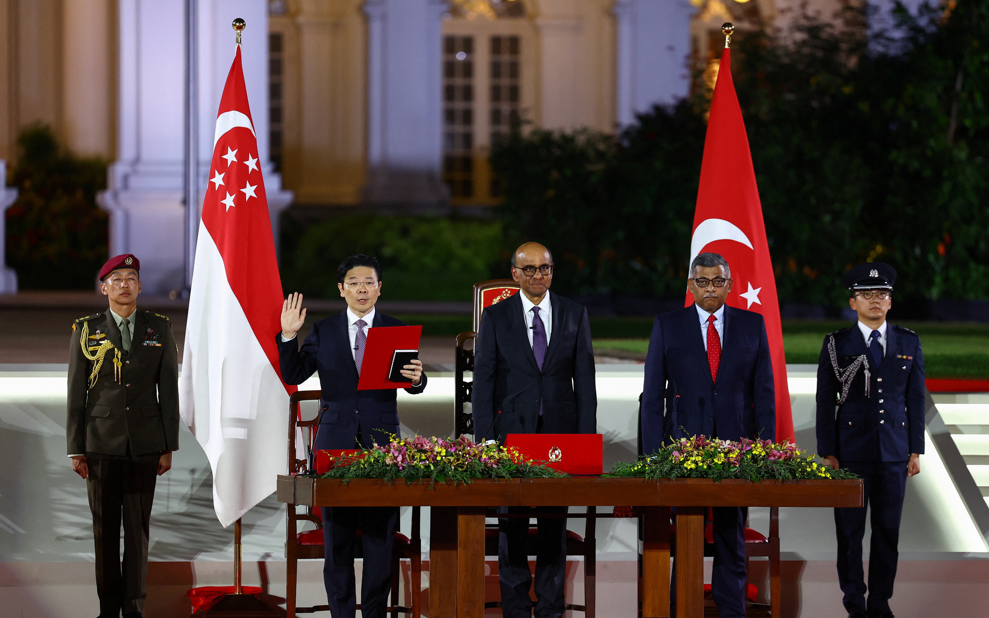 Thủ tướng Singapore: Sẽ có thêm nhiều khu VSIP thế hệ mới tại Việt Nam- Ảnh 4. Việt Nam chúc mừng ông Hoàng Tuần Tài tuyên thệ nhậm chức thủ tướng Singapore