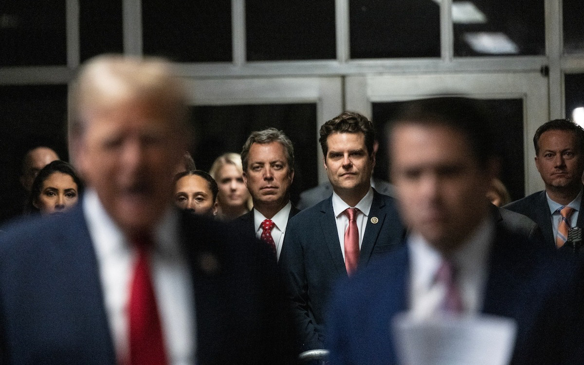 Ông Trump quyết thắng ở 'bang nhà' của Đảng Dân chủ- Ảnh 3. Một loạt dân biểu Đảng Cộng hòa bỏ họp, ra tòa bênh ông Trump