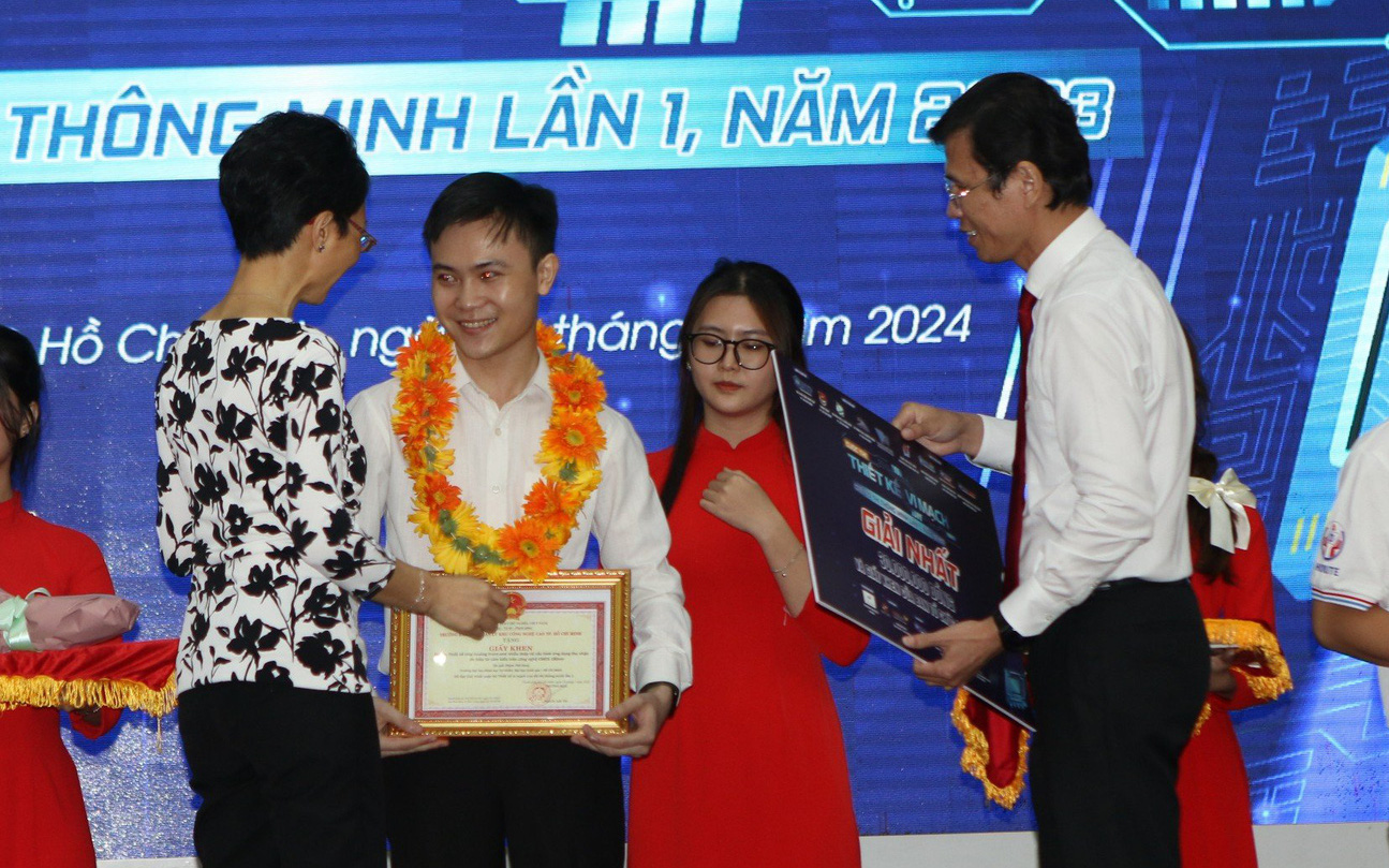 Năm đầu tuyển sinh, học phí ngành thiết kế vi mạch, bán dẫn tại các trường đại học ra sao?- Ảnh 2. Năm đầu tuyển sinh, học phí ngành thiết kế vi mạch, bán dẫn tại các trường đại học ra sao?- Ảnh 2.