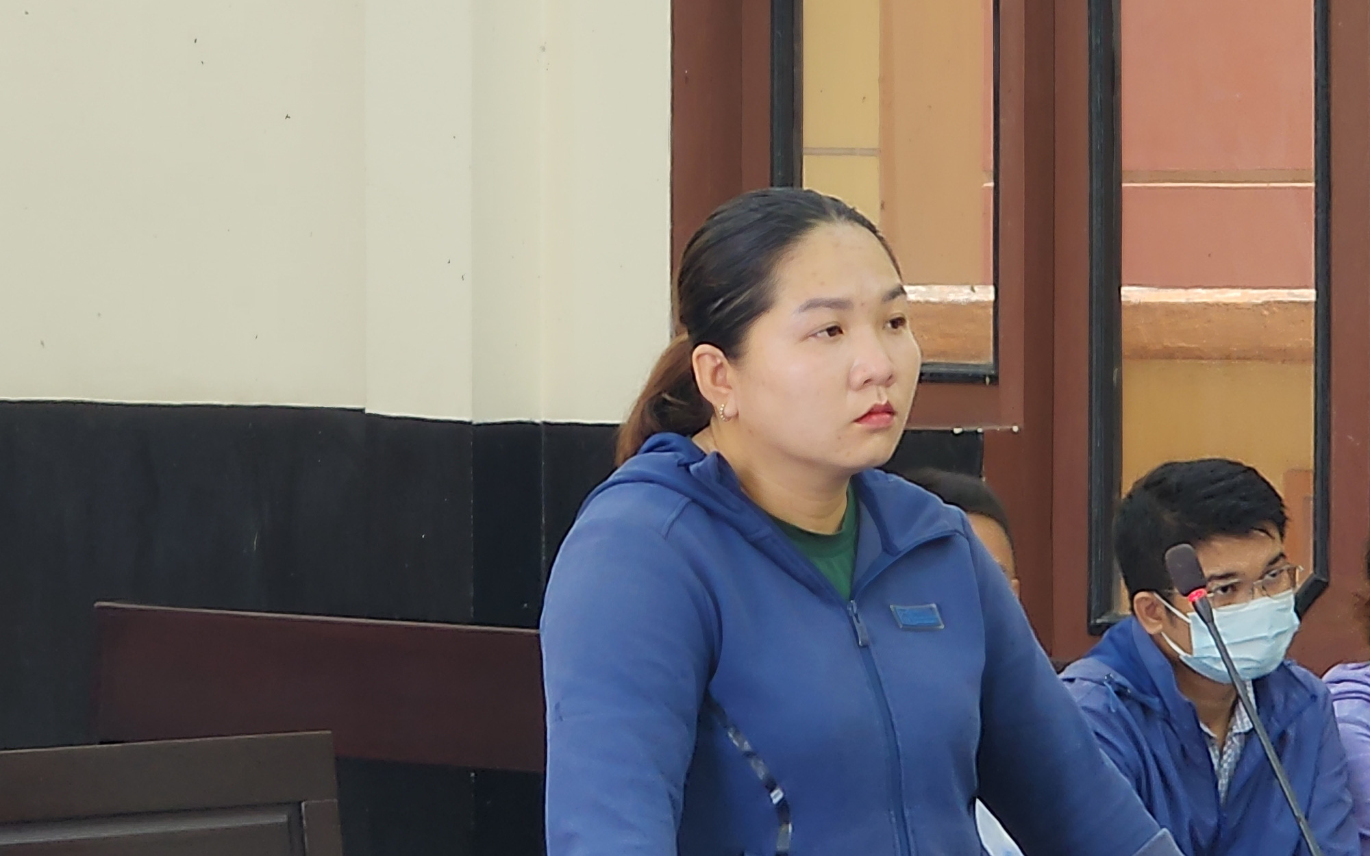 Trả hồ sơ vụ cựu cán bộ tư pháp xã lừa đảo chiếm đoạt 2,1 tỉ đồng- Ảnh 2. Cựu cán bộ tư pháp xã lừa đảo chiếm đoạt 2,1 tỉ đồng