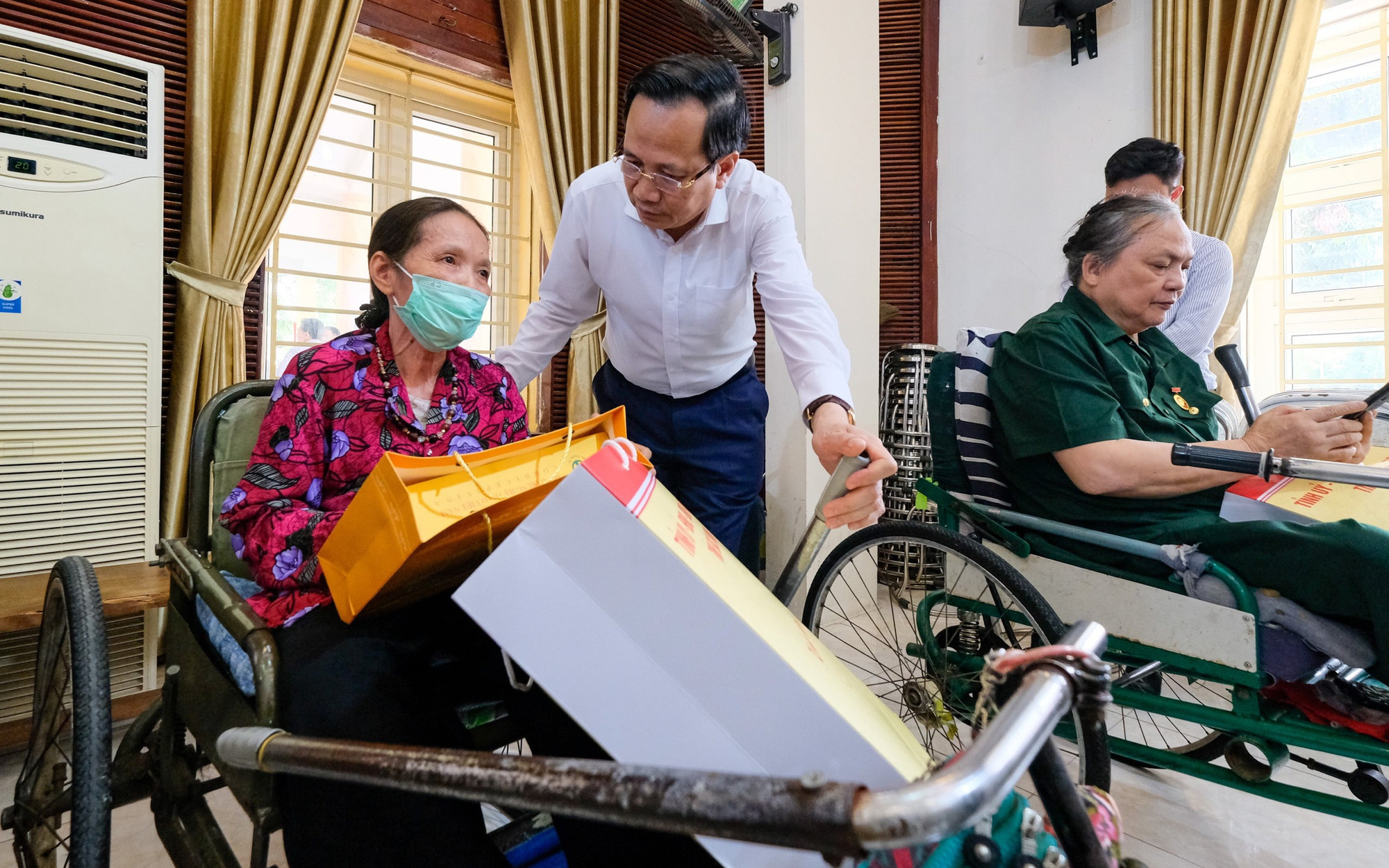 Đề xuất thêm trợ cấp cho người có công và thân nhân- Ảnh 2. Đề xuất trình Chủ tịch nước tặng quà 1,38 triệu người có công