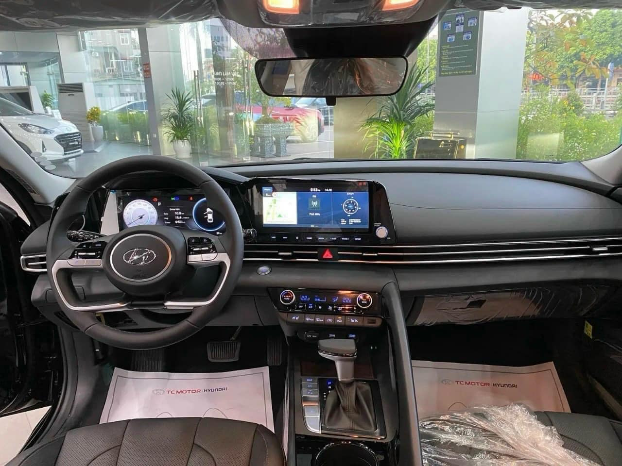 Tin tức giá xe: Hyundai Elantra giảm giá tới 125 triệu tại đại lý, bản cao hạng C nay ngang hạng B- Ảnh 7.