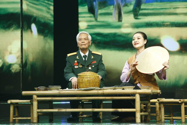 รายการ Proud Melody ประจำเดือนพฤษภาคม ฉลองวันเกิดลุงโฮ - ภาพ: VTV Chương trình Giai điệu tự hào tháng 5 mừng sinh nhật Bác - Ảnh: VTV