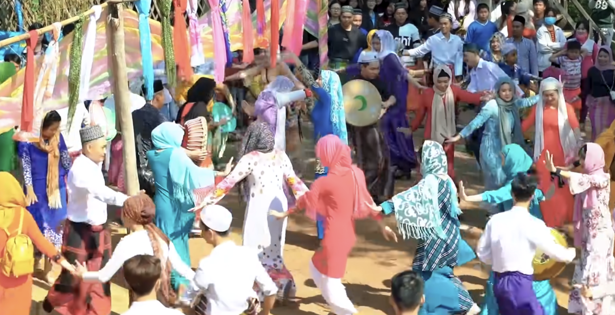 Fête du village Cham dans le film Lat mat 5:48h - Photo : Producteur Lễ hội làng Chăm được quay ở An Giang trong phim Lật mặt 5: 48h - Ảnh: ĐPCC