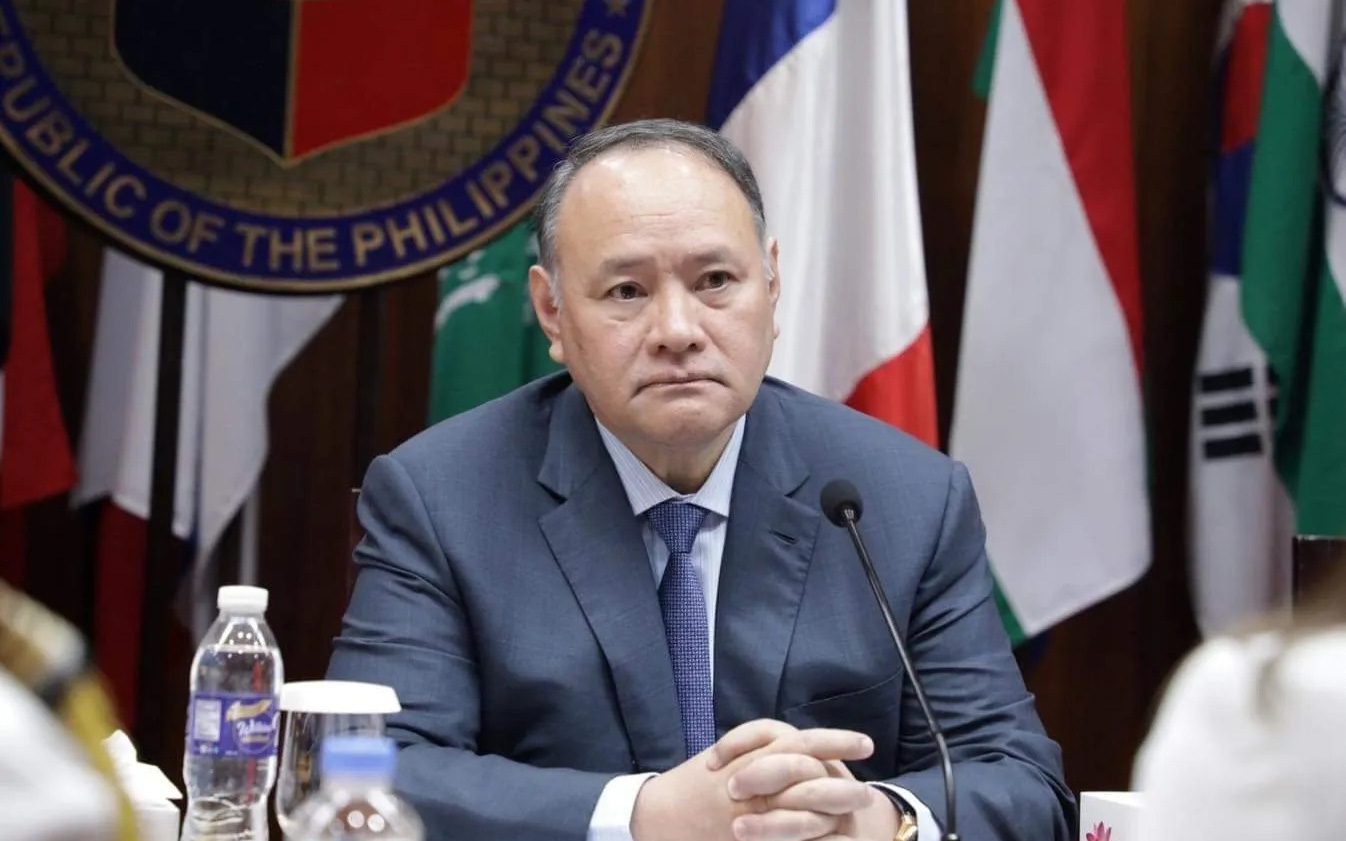 Tổng thống Philippines lo ngại việc hải cảnh Trung Quốc bắt người ở Biển Đông- Ảnh 2. Philippines chỉ trích quy định hoạt động hải cảnh Trung Quốc trên Biển Đông