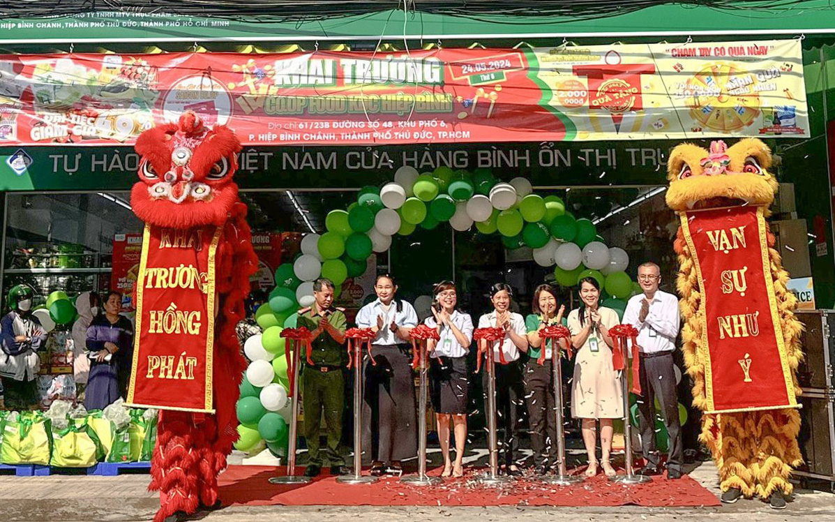 Saigon Co.op hướng đến phát triển vì cộng đồng- Ảnh 7. Co.op Food khai trương cửa hàng thứ 595 tại TP Thủ Đức với hàng loạt chương trình khuyến mãi