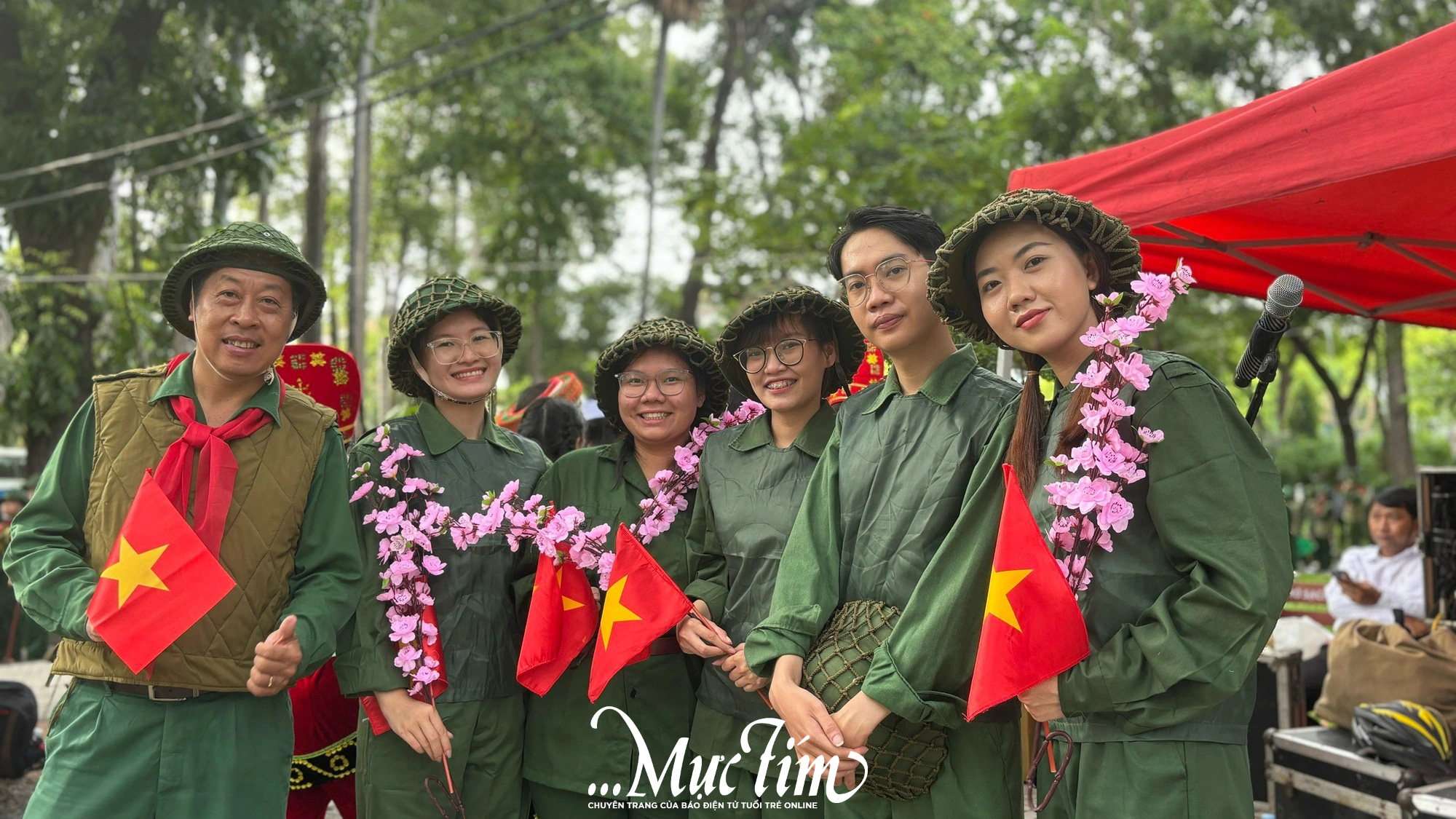 Hoành tráng lễ diễu hành tại hội quân Em là chiến sĩ Điện Biên Thành phố Bác Hồ- Ảnh 10.