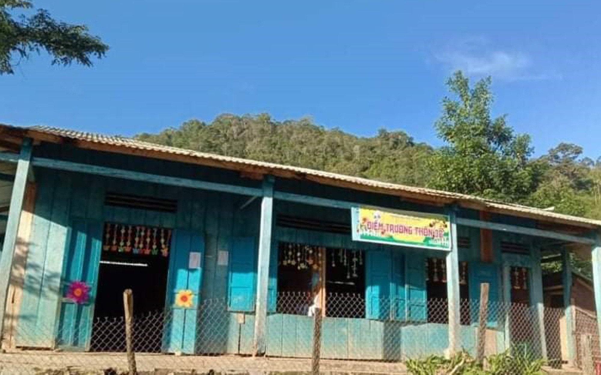 Điểm trường xã hội hóa bị lập biên bản buộc dừng thi công, Quảng Nam đề nghị Kon Tum tạo điều kiện- Ảnh 2. Điểm trường xây mới ở Quảng Nam, Kon Tum buộc dừng vì địa giới
