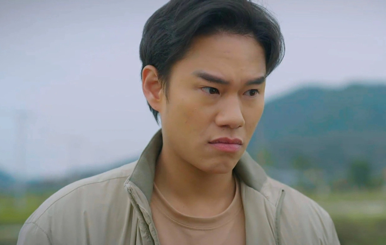 Diễn viên Minh Hoàng vai anh trai Hùng thương em hết mực - Ảnh: ĐPCC Diễn viên Minh Hoàng vai anh trai Hùng thương em hết mực - Ảnh: ĐPCC