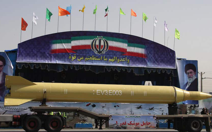 Bị Houthi tấn công chiến hạm, Mỹ tung đòn tự vệ- Ảnh 2. Iran chuyển cho Houthi loại tên lửa đe dọa nghiêm trọng Mỹ và Israel