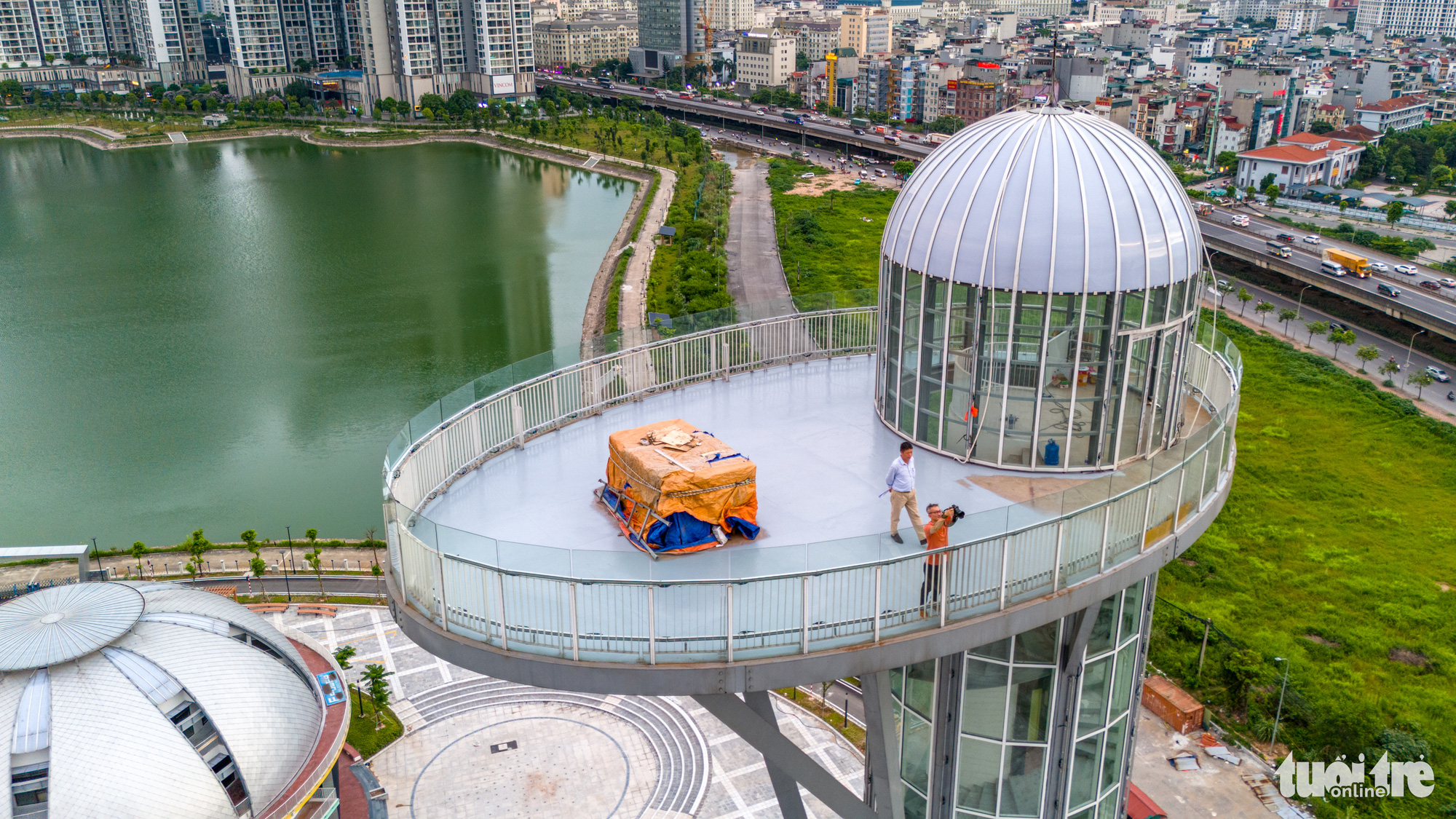 កោតសរសើរវិមានកុមារហាណូយ ដែលមានតម្លៃជាង ១.៣០០ពាន់លានដុង ជិតនឹងសម្ពោធ - រូបថត ៩. Tháp thiên văn 18 tầng - nơi cao nhất của cung thiếu nhi - Ảnh: DANH KHANG