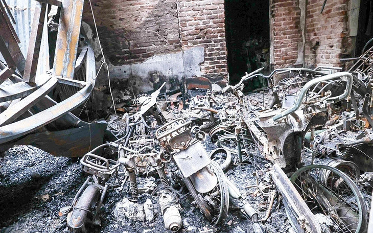 Điểm lại những vụ cháy nghiêm trọng khiến nhiều người chết ở Hà Nội- Ảnh 4. Thành ủy Hà Nội: Sớm điều tra, xét xử vụ cháy làm 14 người chết ở Cầu Giấy để