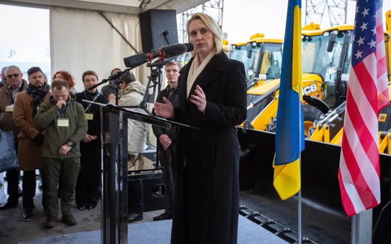 Thêm một nước châu Âu nói bị tin tặc Nga tấn công gián điệp qua mạng- Ảnh 3. Washington không cho Ukraine dùng vũ khí Mỹ tấn công đất Nga