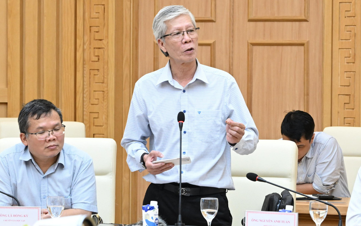 Thường trực Chính phủ: Cần làm rõ điện mặt trời mái nhà không sử dụng hết được bán thế nào?- Ảnh 3. Điện mặt trời mái nhà giá 0 đồng: Nên áp dụng thời gian ngắn, sau phải tính giá