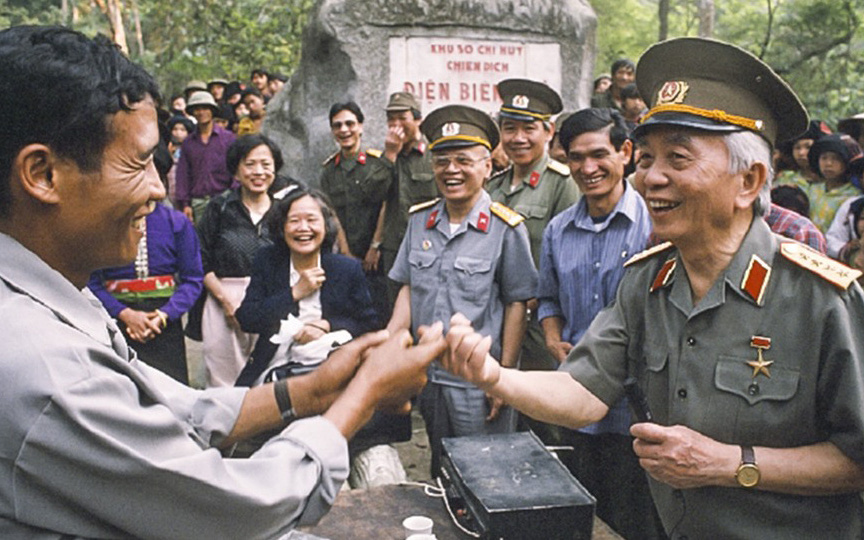 Anh hùng, tướng lĩnh hội ngộ ở rừng thiêng ra đời Đội Việt Nam tuyên truyền giải phóng quân- Ảnh 5. Anh hùng, tướng lĩnh hội ngộ ở rừng thiêng ra đời Đội Việt Nam tuyên truyền giải phóng quân- Ảnh 5.