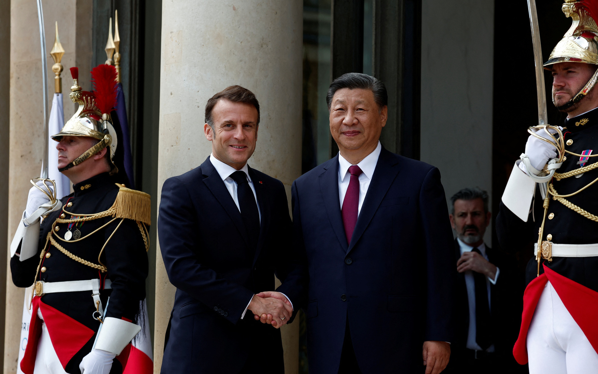 Nước cờ Tổng thống Pháp Macron có động thái hiếm thấy khi gặp ông Tập