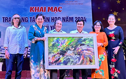 Khai mạc Trại sáng tác cho các tác giả nghiên cứu lý luận, phê bình văn học- Ảnh 3. Hội Nhà văn TP.HCM mở trại sáng tác văn học tại xứ sở