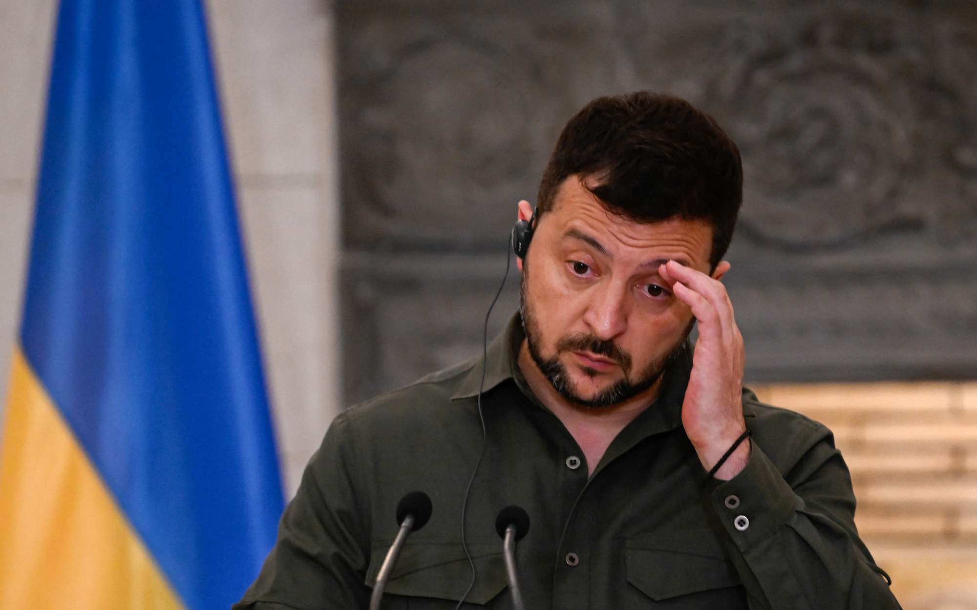 Thoát ám sát, ông Zelensky sa thải chỉ huy cận vệ nhà nước Ukraine- Ảnh 2. Tình báo Nga: Mỹ đang tìm người thay Tổng thống Zelensky