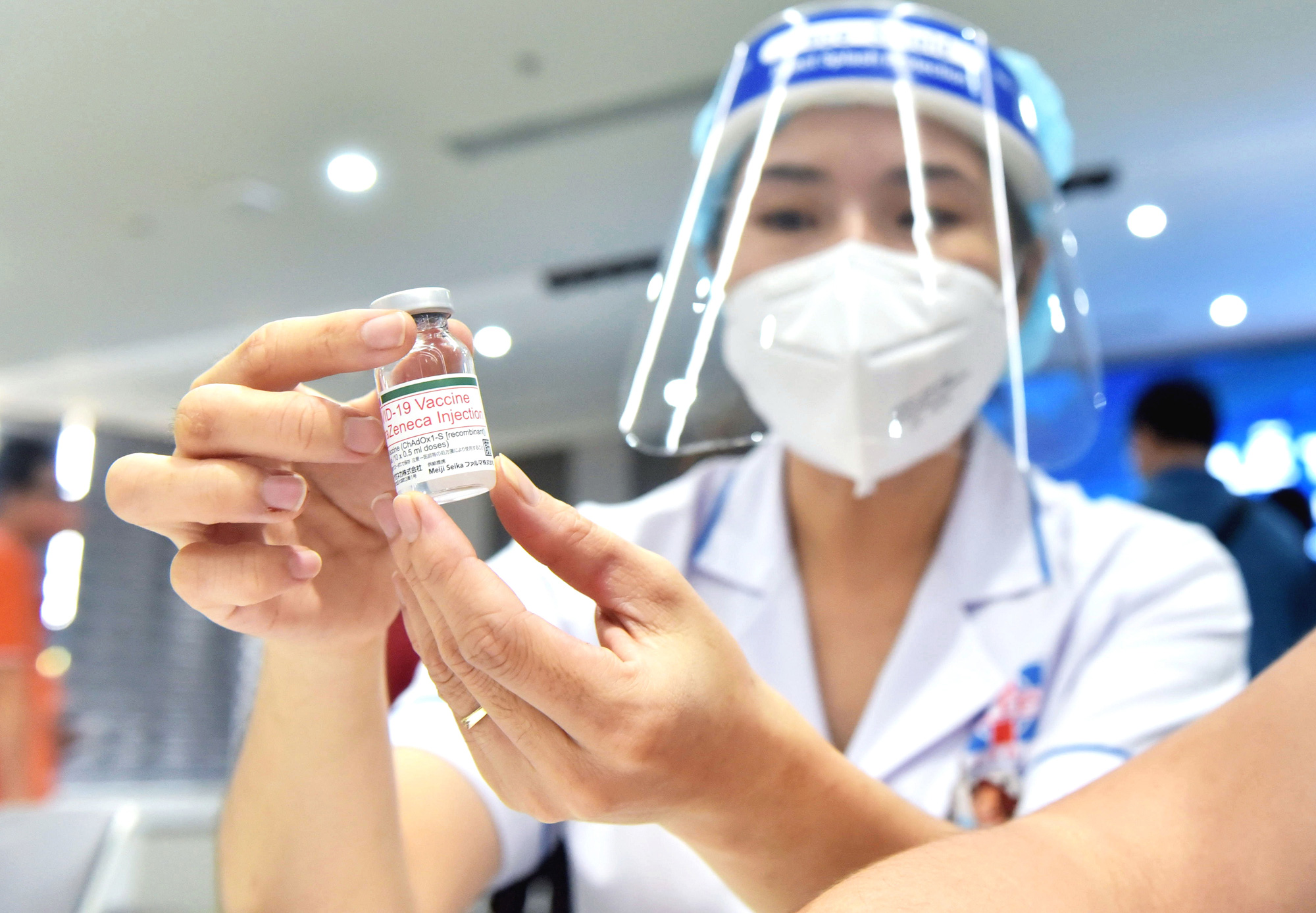 Vắc xin AstraZeneca từng cứu mạng sống của hàng triệu người trên thế giới, trong đó có Việt Nam - Ảnh: DUYÊN PHAN Vắc xin AstraZeneca từng cứu mạng sống của hàng triệu người trên thế giới, trong đó có Việt Nam - Ảnh: DUYÊN PHAN