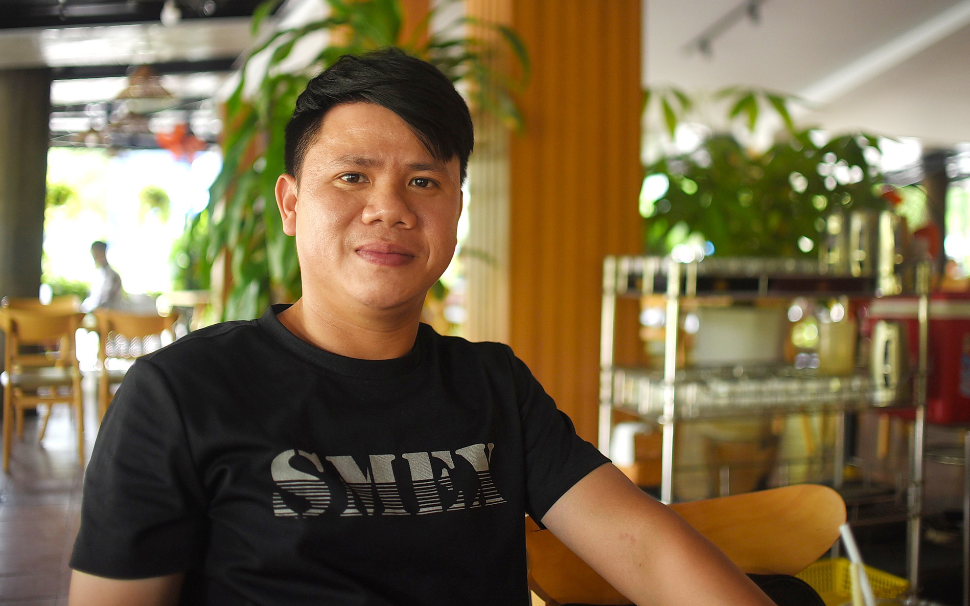 Anh lính biên phòng 9X như con dân bản- Ảnh 2. Thầy giáo đi hiến máu trong đêm, cứu người nguy kịch